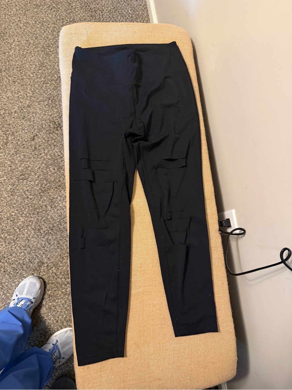 ZYIA Black Women's High-Waist Distressed Leggings size 6-8